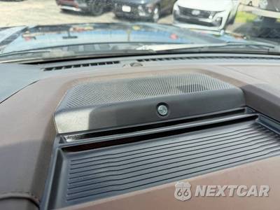 2023 Ford Super Duty F-250 King Ranch Crew Cab Medium Bed - zdjęcie 36 z 67 - miniatura