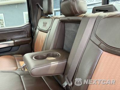 2023 Ford Super Duty F-250 King Ranch Crew Cab Medium Bed - zdjęcie 39 z 67 - miniatura