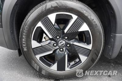 2025 Nissan Kicks SV - zdjęcie 33 z 36 - miniatura