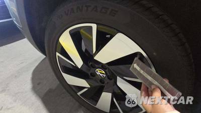 2025 Volkswagen Atlas Cross Sport 2.0T SE w/Technology - zdjęcie 23 z 24 - miniatura