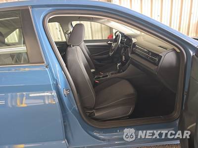 2025 Volkswagen Jetta S - zdjęcie 8 z 34 - miniatura