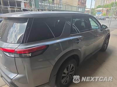 2023 Nissan Pathfinder S - zdjęcie 4 z 22 - miniatura