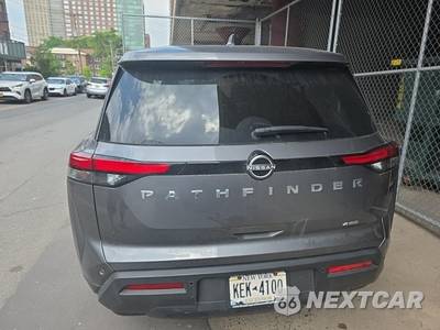 2023 Nissan Pathfinder S - zdjęcie 6 z 22 - miniatura