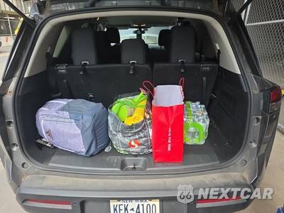 2023 Nissan Pathfinder S - zdjęcie 18 z 22 - miniatura