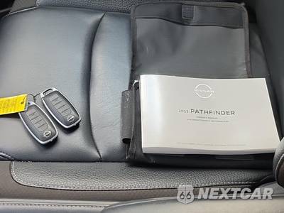 2023 Nissan Pathfinder SL - zdjęcie 33 z 35 - miniatura