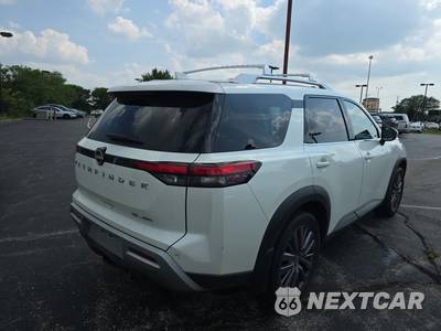 2023 Nissan Pathfinder SL - zdjęcie 5 z 28 - miniatura