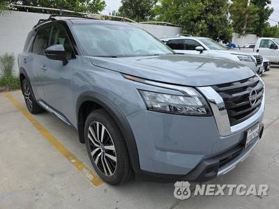 2025 Nissan Pathfinder Platinum - zdjęcie 3 z 26 - miniatura
