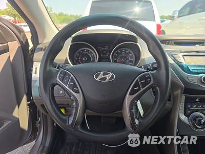 2013 Hyundai Elantra Coupe GS - zdjęcie 10 z 17 - miniatura