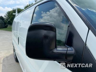 2016 Chevrolet Express 2500 Cargo Van 1WT 135.0" WB - zdjęcie 28 z 49 - miniatura