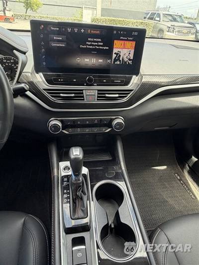 2024 Nissan Altima SR - zdjęcie 26 z 28 - miniatura