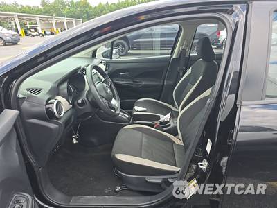 2021 Nissan Versa SV - zdjęcie 7 z 34 - miniatura