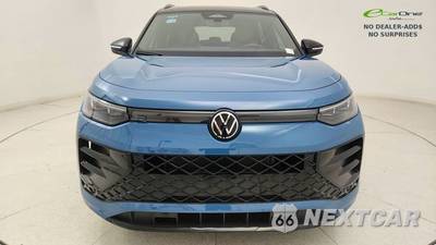 2025 Volkswagen Tiguan SE R-Line Black - zdjęcie 2 z 50 - miniatura