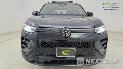2025 Volkswagen Tiguan SE R-Line Black - zdjęcie 13 z 50 - miniatura