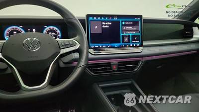 2025 Volkswagen Tiguan SE R-Line Black - zdjęcie 46 z 50 - miniatura