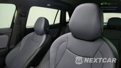 2025 Volkswagen Tiguan SE R-Line Black - zdjęcie 35 z 50 - miniatura