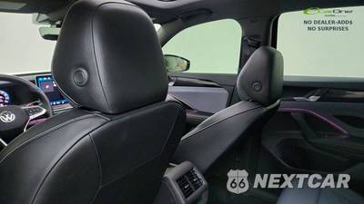 2025 Volkswagen Tiguan SE R-Line Black - zdjęcie 33 z 50 - miniatura