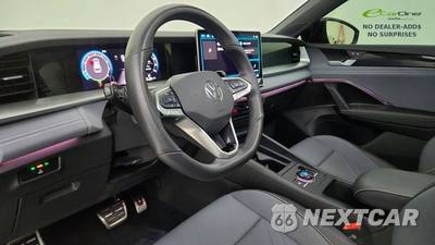 2025 Volkswagen Tiguan SE R-Line Black - zdjęcie 21 z 50 - miniatura