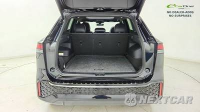 2025 Volkswagen Tiguan SE R-Line Black - zdjęcie 14 z 50 - miniatura