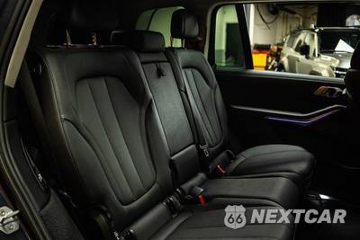 2020 BMW X7 Sports Activity Vehicle xDrive40i - zdjęcie 13 z 31 - miniatura