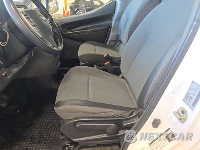 2020 Nissan NV200 Compact Cargo SV 115.2" WB - zdjęcie 7 z 39 - miniatura