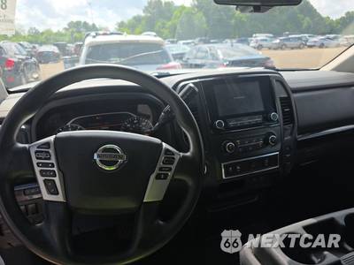 2022 Nissan TITAN SV Crew Cab Short Bed - zdjęcie 11 z 24 - miniatura