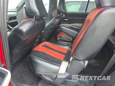 2025 Toyota Grand Highlander Hybrid MAX Limited - zdjęcie 13 z 35 - miniatura