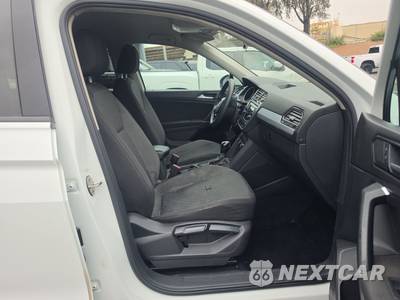 2018 Volkswagen Tiguan S - zdjęcie 8 z 35 - miniatura