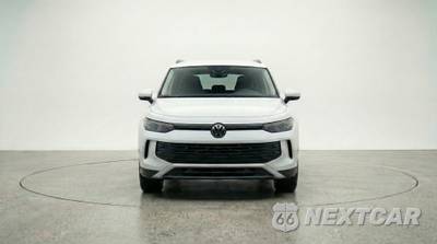 2026 Volkswagen Tiguan SE - zdjęcie 2 z 12 - miniatura