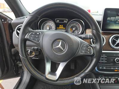 2016 Mercedes-Benz GLA 250 4MATIC - zdjęcie 10 z 18 - miniatura