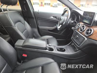 2016 Mercedes-Benz GLA 250 4MATIC - zdjęcie 8 z 18 - miniatura