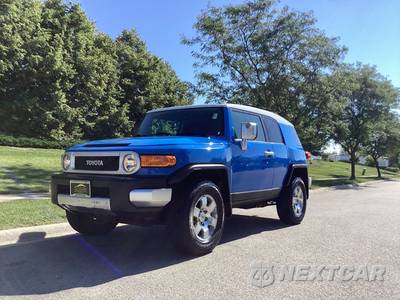2007 Toyota FJ Cruiser w/Rear Doors