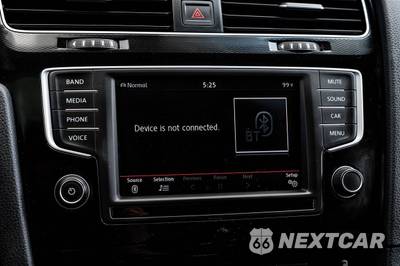 2016 Volkswagen Golf GTI SE Hatchback - zdjęcie 28 z 50 - miniatura
