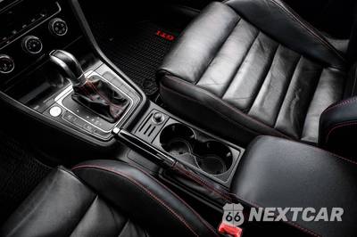 2016 Volkswagen Golf GTI SE Hatchback - zdjęcie 24 z 50 - miniatura