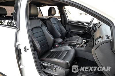 2016 Volkswagen Golf GTI SE Hatchback - zdjęcie 32 z 50 - miniatura