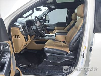 2023 Ford Super Duty F-250 Lariat Crew Cab Medium Bed - zdjęcie 7 z 19 - miniatura