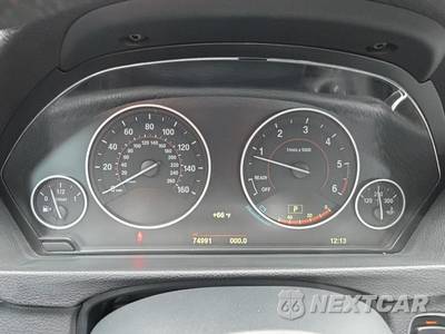 2018 BMW 3 Series Sedan 328d xDrive - zdjęcie 13 z 30 - miniatura