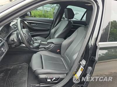 2018 BMW 3 Series Sedan 328d xDrive - zdjęcie 9 z 30 - miniatura