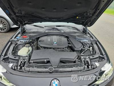 2018 BMW 3 Series Sedan 328d xDrive - zdjęcie 20 z 30 - miniatura