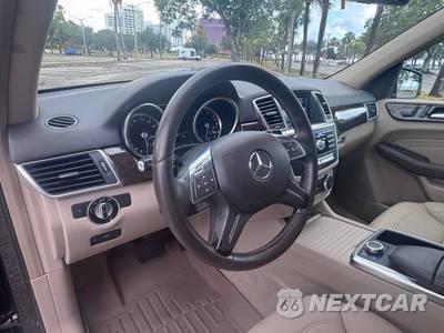 2013 Mercedes-Benz ML 350 - zdjęcie 38 z 78 - miniatura