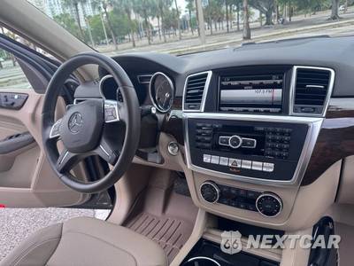 2013 Mercedes-Benz ML 350 - zdjęcie 66 z 78 - miniatura