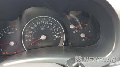 2011 Kia Sedona LX 118.9" WB - zdjęcie 37 z 39 - miniatura