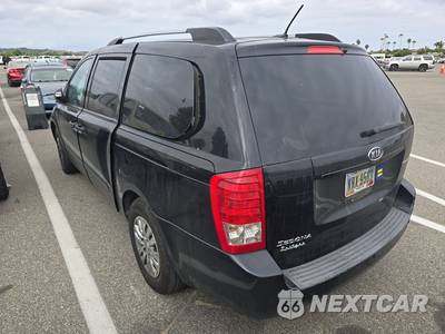 2011 Kia Sedona LX 118.9" WB - zdjęcie 6 z 39 - miniatura