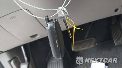 2011 Kia Sedona LX 118.9" WB - zdjęcie 21 z 39 - miniatura