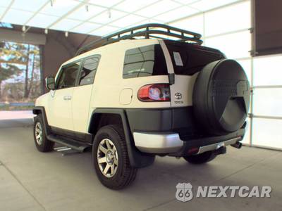 2014 Toyota FJ Cruiser w/Rear Doors - zdjęcie 6 z 22 - miniatura