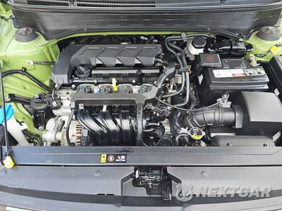 2020 Hyundai Venue SEL - zdjęcie 15 z 31 - miniatura