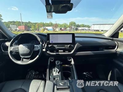 2026 Toyota Grand Highlander Hybrid XLE - zdjęcie 23 z 33 - miniatura