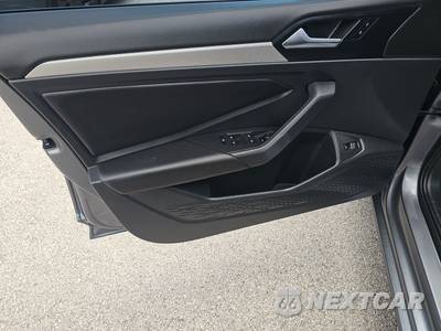 2019 Volkswagen Jetta SE - zdjęcie 9 z 17 - miniatura