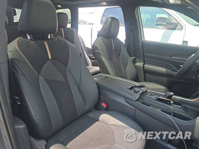 2026 Toyota Grand Highlander Hybrid MAX Platinum - zdjęcie 8 z 21 - miniatura