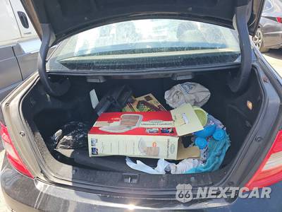 2011 Mercedes-Benz C 300 - zdjęcie 16 z 33 - miniatura