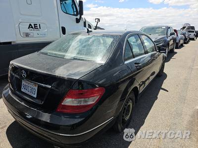 2011 Mercedes-Benz C 300 - zdjęcie 4 z 33 - miniatura